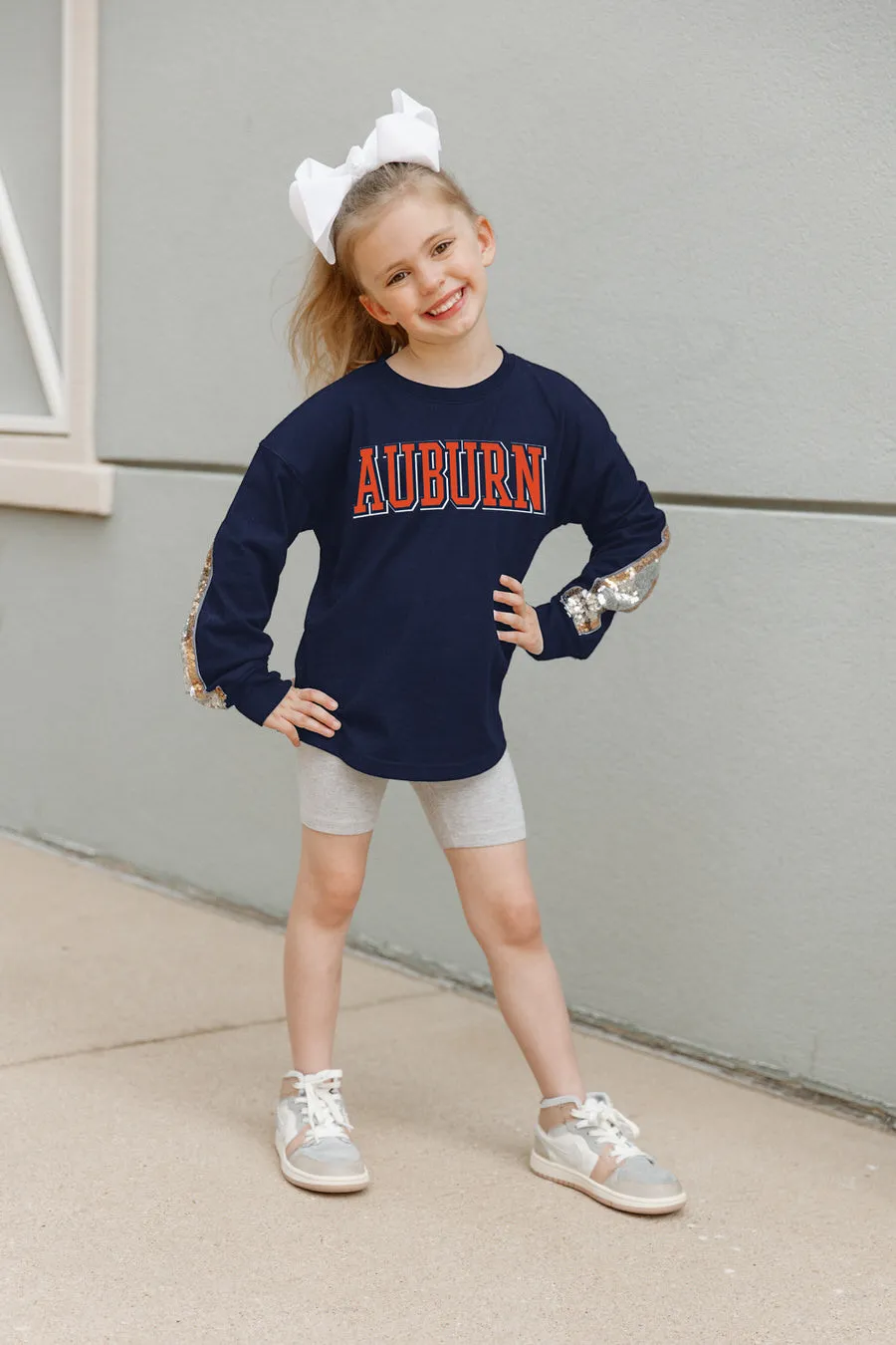 AUBURN TIGERS GUESS WHO'S BACK KIDS SEQUIN YOKE PULLOVER