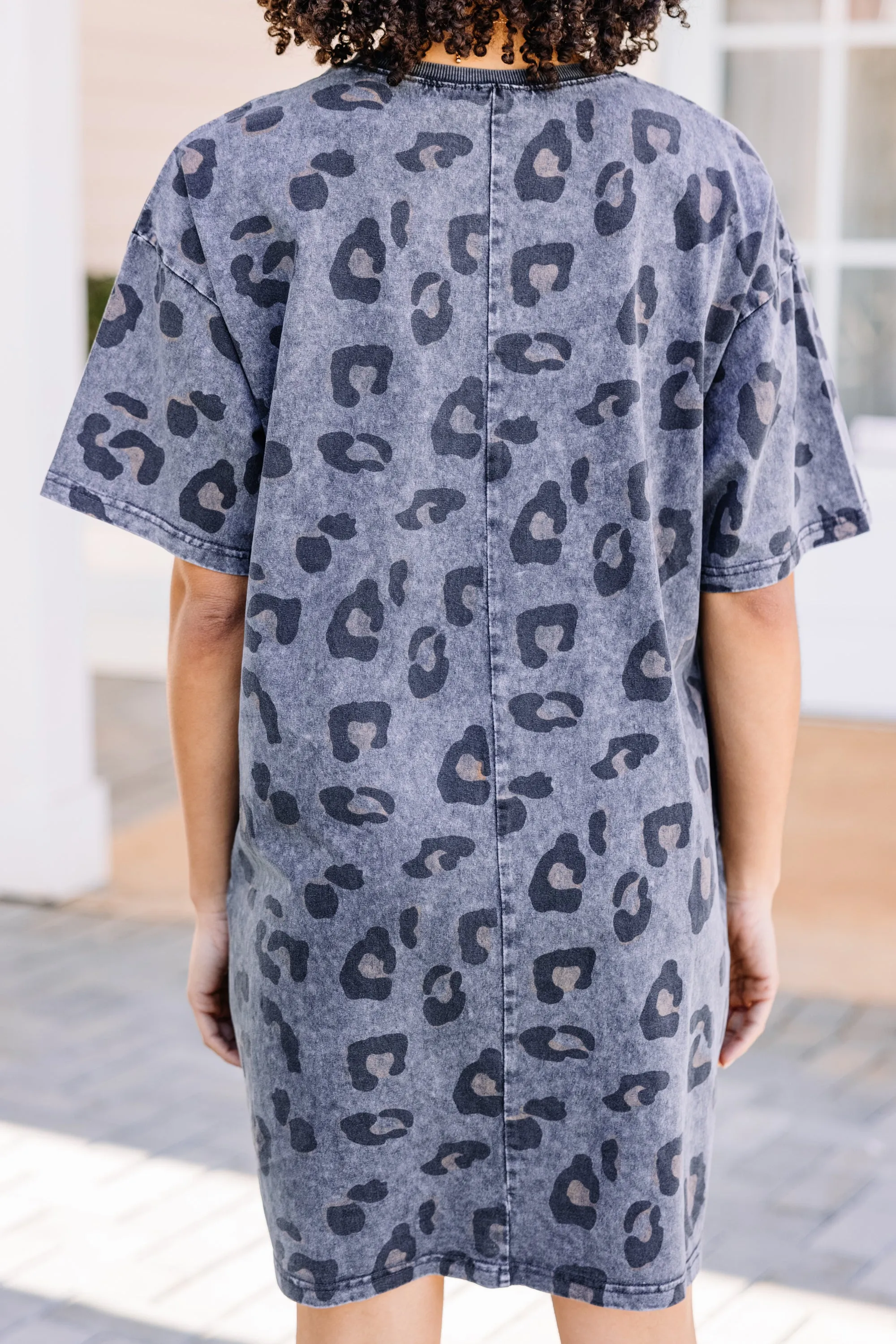 Between Glances Ash Gray Leopard T-shirt Dress