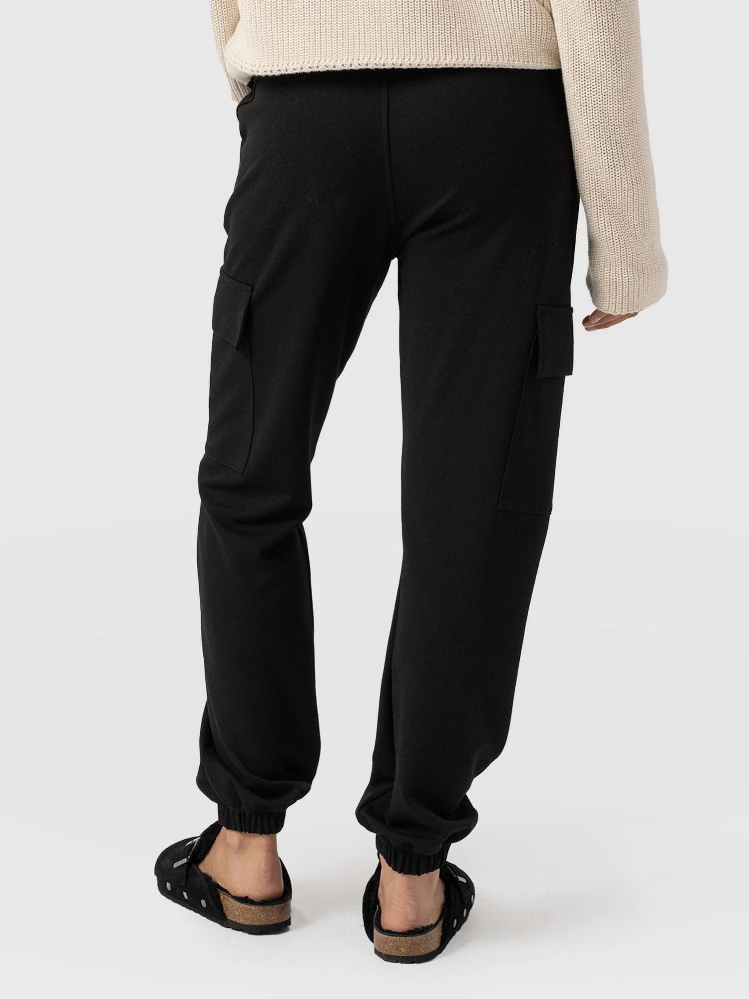 Cargo Tapered Pant - Black