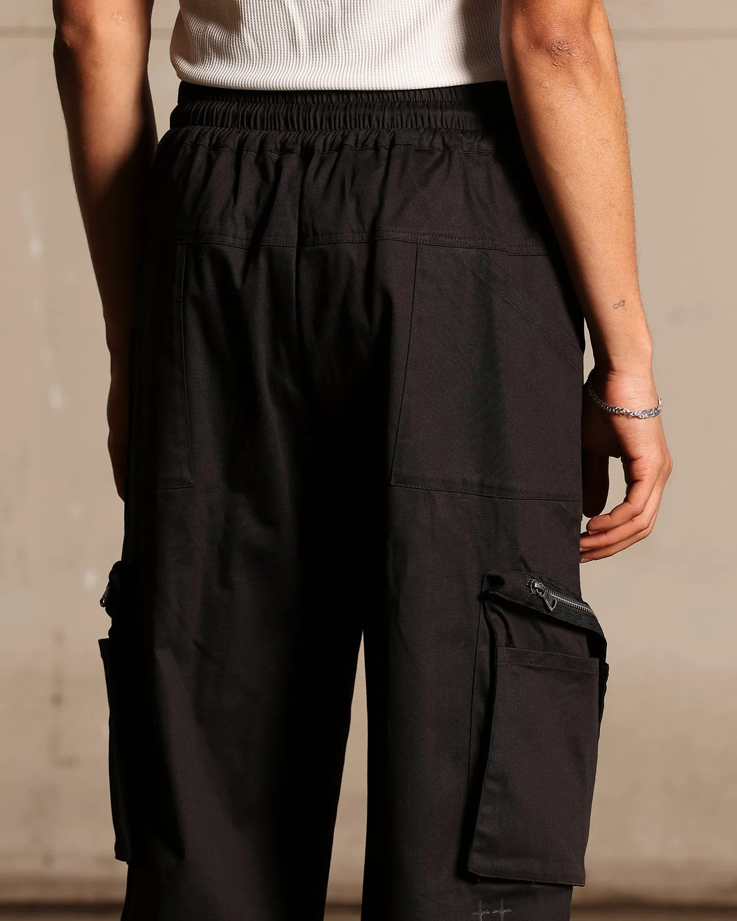 Saint Morta Gallery Zip Cargo Pants Black